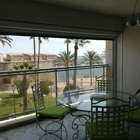 Vue Et Remparts. Entre Vieille Et Plages Apartment Antibes