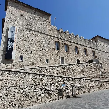 Vue Et Remparts. Entre Vieille Et Plages Appartement *