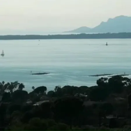 Vue Et Remparts. Entre Vieille Et Plages Apartment Antibes